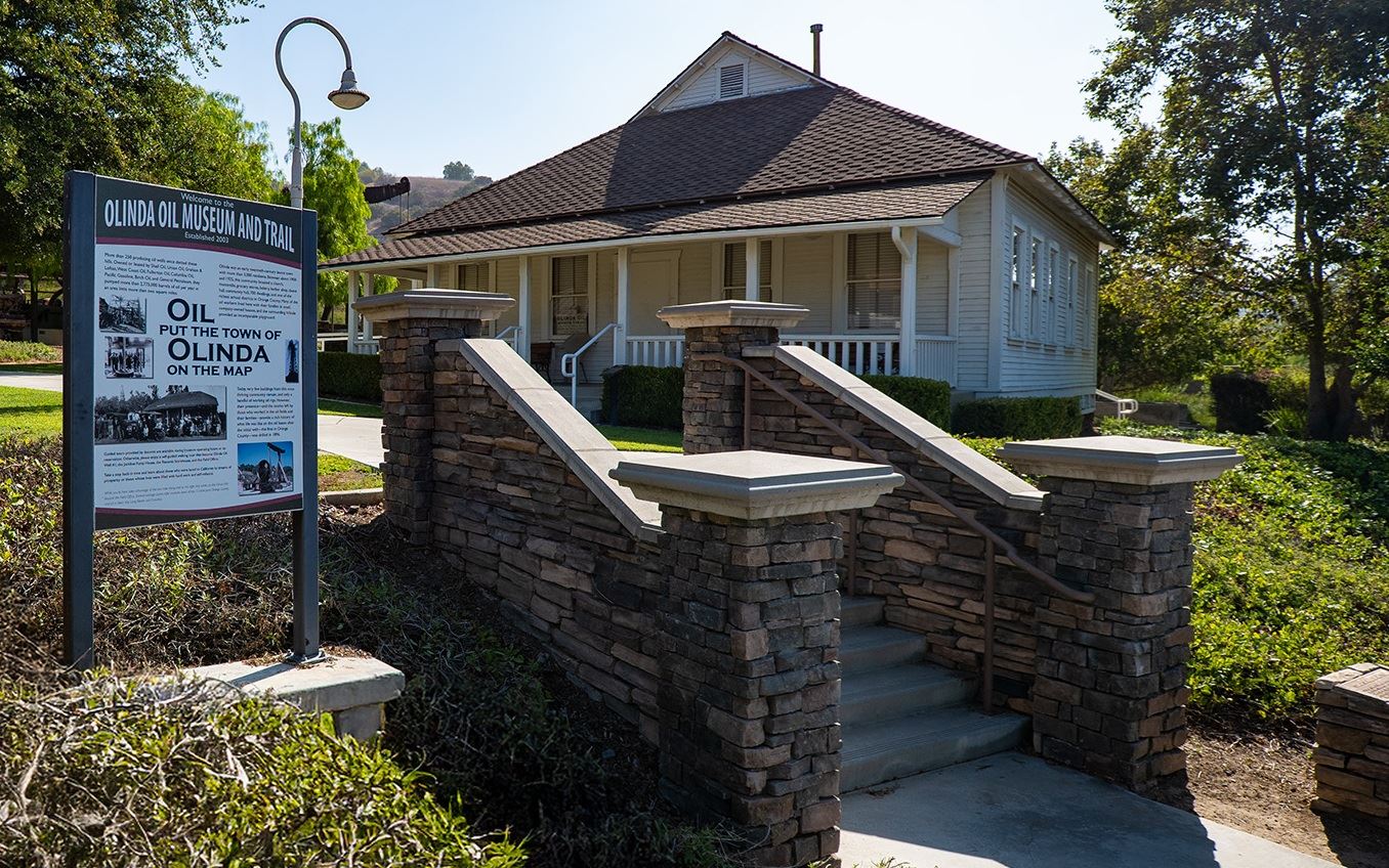 OlindaOilMuseum_P1438539 - Cropped
